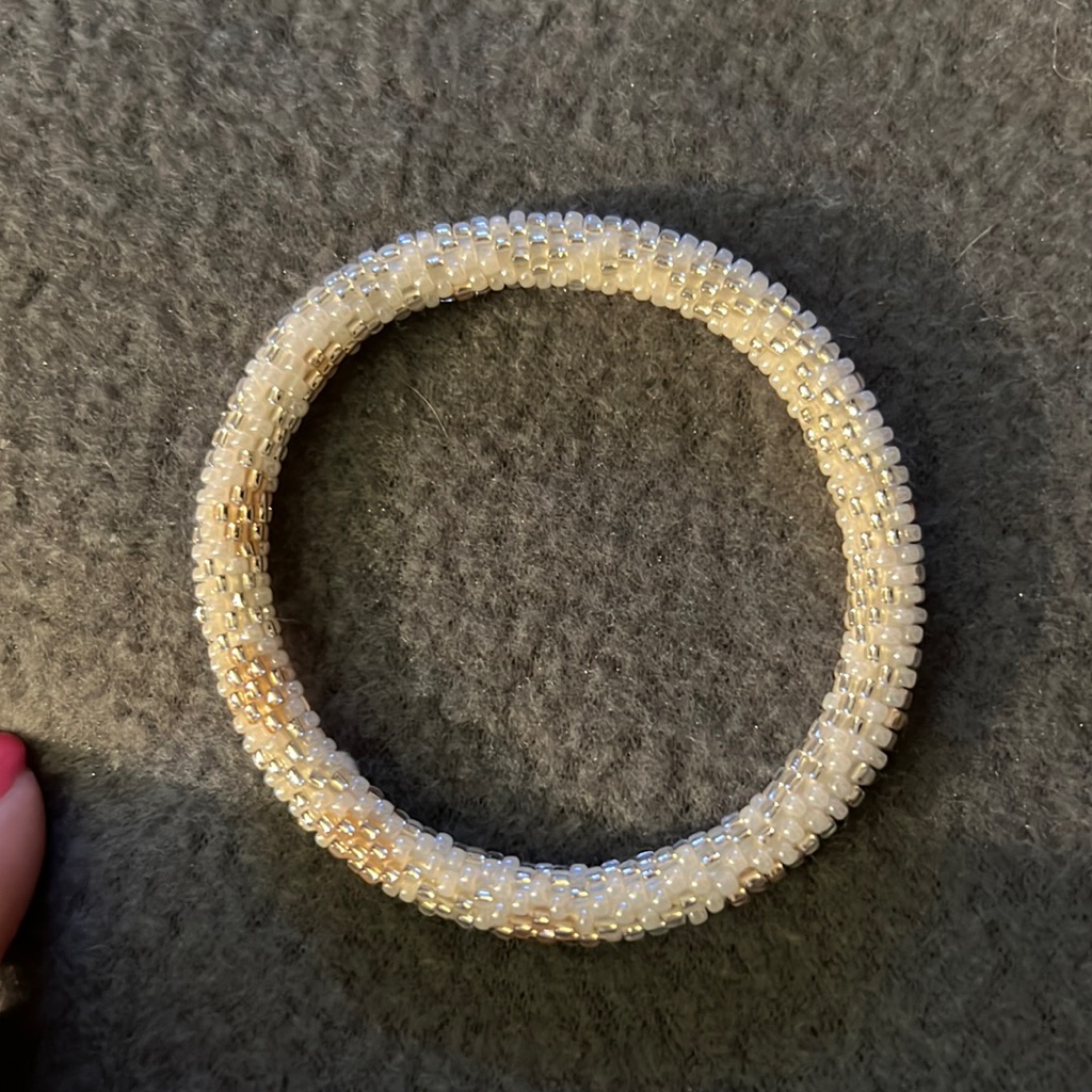 Sashka Glass Beaded Bracelet 12$